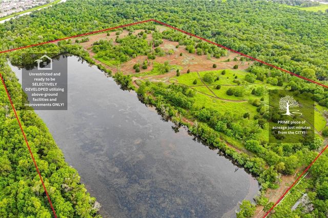001 Steele Road, Highlands, TX 77562