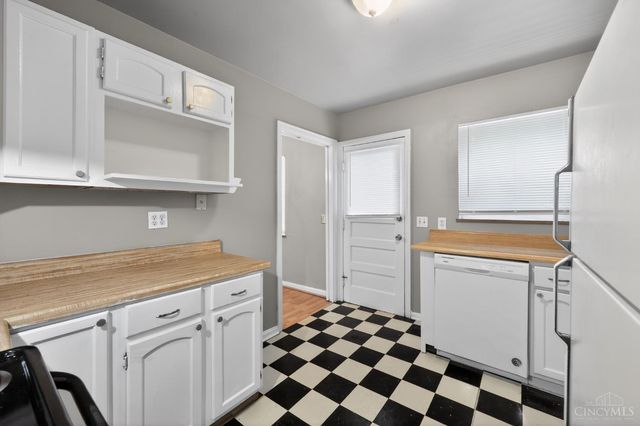 8668 Daly Road, Springfield Twp., OH 45231