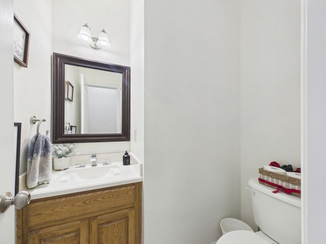 5640 Jennifer Lane, Midlothian, TX 76065