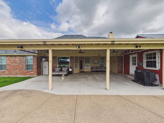 5640 Jennifer Lane, Midlothian, TX 76065