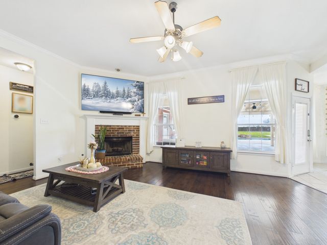 5640 Jennifer Lane, Midlothian, TX 76065