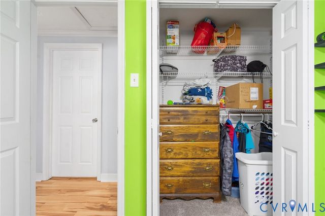 2120 Unicorn Ln, Midlothian, VA 23235