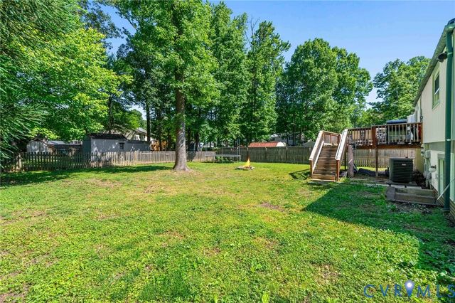 2120 Unicorn Ln, Midlothian, VA 23235