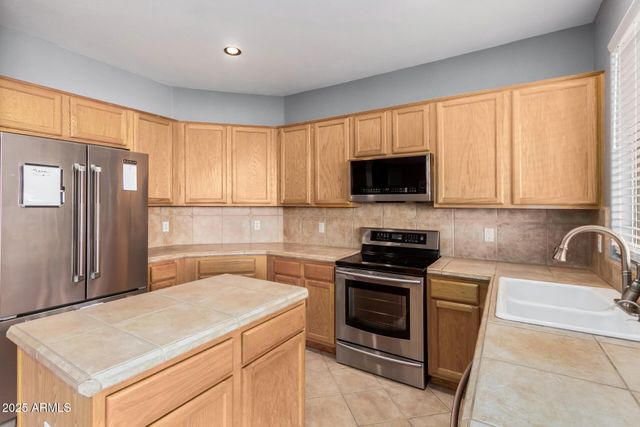 3480 E CULLUMBER Court, Gilbert, AZ 85234