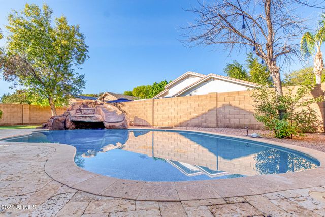 3480 E CULLUMBER Court, Gilbert, AZ 85234