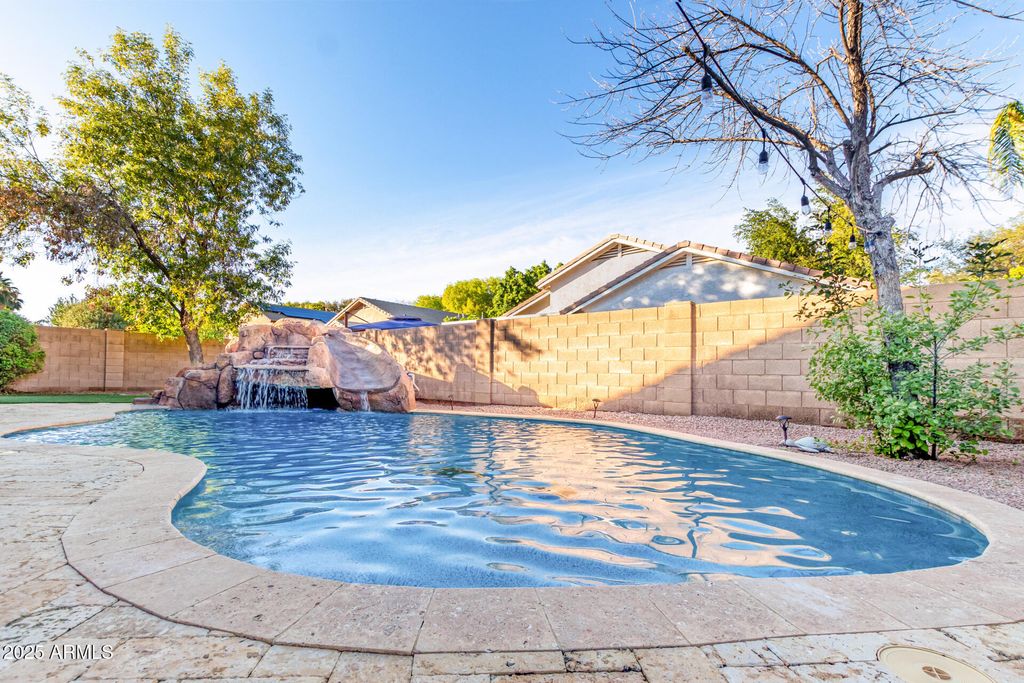 3480 E CULLUMBER Court, Gilbert, AZ 85234