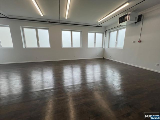 38 Garfield Avenue 1C, Garfield, NJ 07026