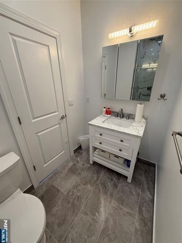 38 Garfield Avenue 1C, Garfield, NJ 07026