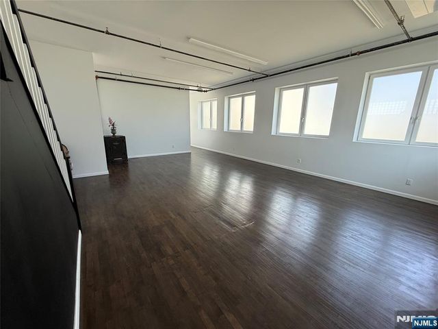 38 Garfield Avenue 1C, Garfield, NJ 07026