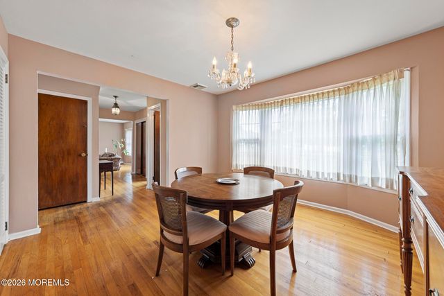 22 Clearview Drive, Tinton Falls, NJ 07724