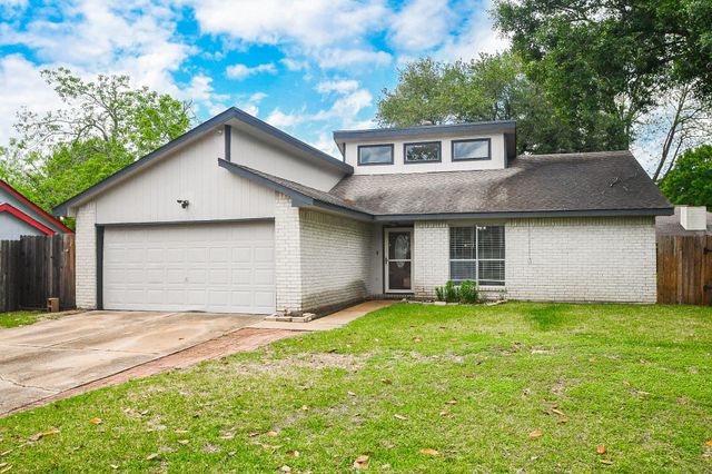 2406 Blue Mist Court, Sugar Land, TX 77498