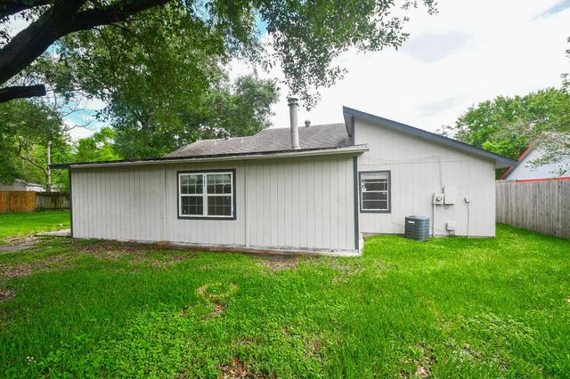 2406 Blue Mist Court, Sugar Land, TX 77498