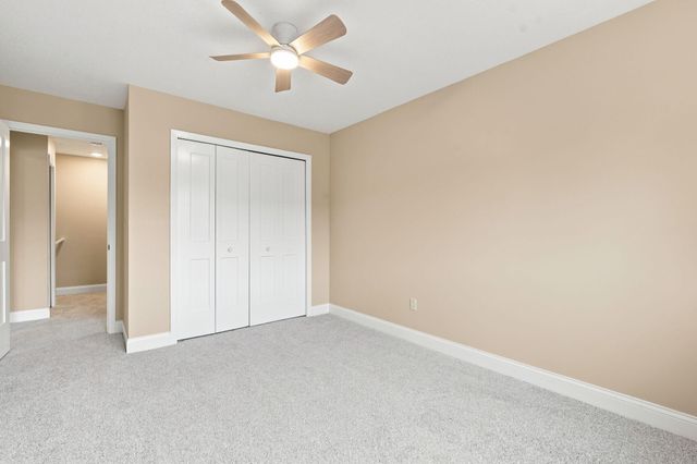 1770 Donegal Drive 10, Woodbury, MN 55125