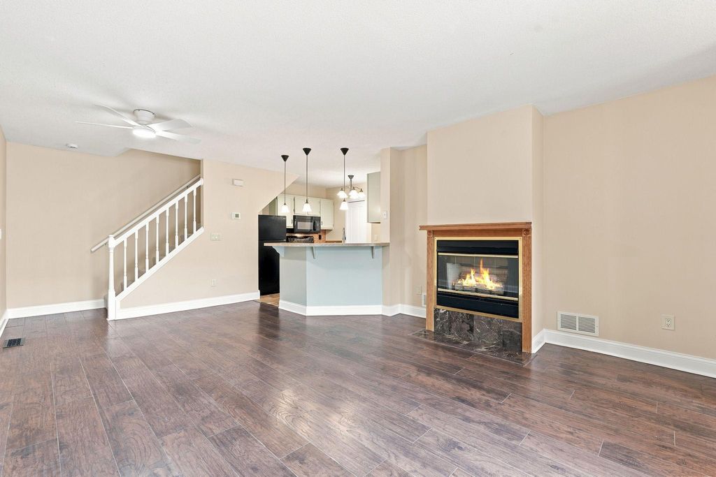 1770 Donegal Drive 10, Woodbury, MN 55125 — photo 4