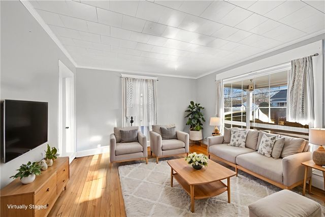 38 N Greenwood Avenue, Ware Shoals, SC 29692