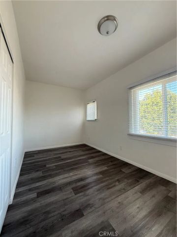 1085 Hoffman Avenue 15, Long Beach, CA 90813