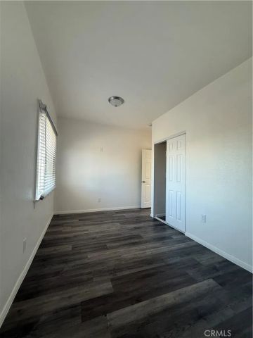 1085 Hoffman Avenue 15, Long Beach, CA 90813