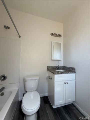 1085 Hoffman Avenue 15, Long Beach, CA 90813