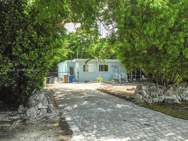 349 Mahogany Dr, Key Largo, FL 33037