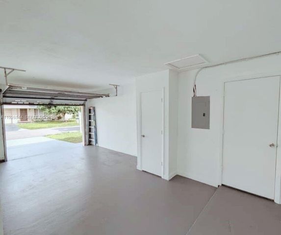 5709 NW 64th Way, Tamarac, FL 33321