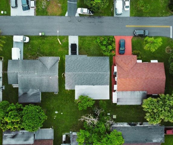 5709 NW 64th Way, Tamarac, FL 33321