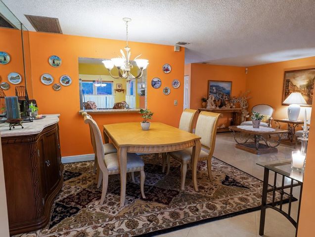 6304 Emerald Sky Lane, Greenacres, FL 33463