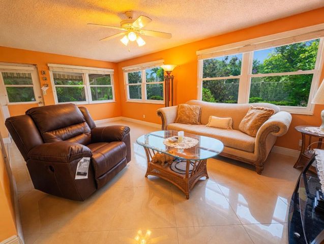 6304 Emerald Sky Lane, Greenacres, FL 33463