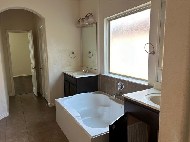 12045 Walden Wood Drive, Fort Worth, TX 76244