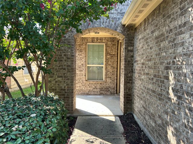 12045 Walden Wood Drive, Fort Worth, TX 76244