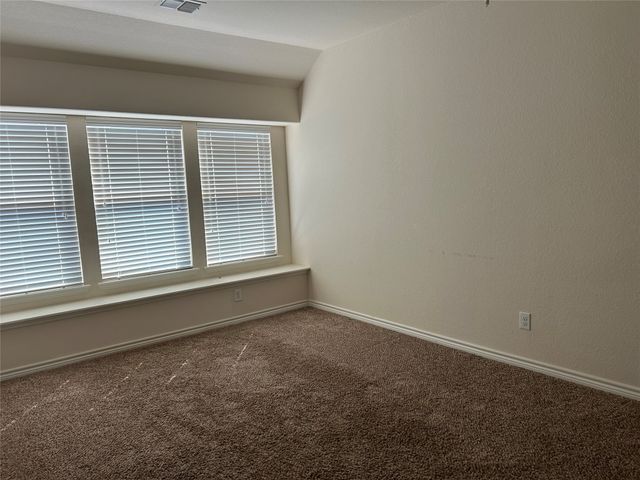12045 Walden Wood Drive, Fort Worth, TX 76244