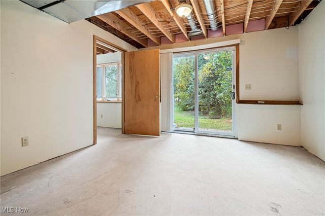 5375 Hillview Circle NW, Canton, OH 44718