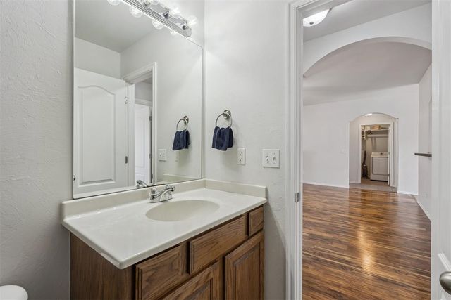 705 McConnell Drive, Yukon, OK 73099