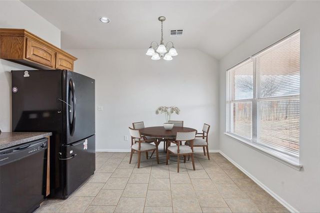 705 McConnell Drive, Yukon, OK 73099