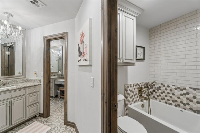 15708 Laguna Drive, Edmond, OK 73013