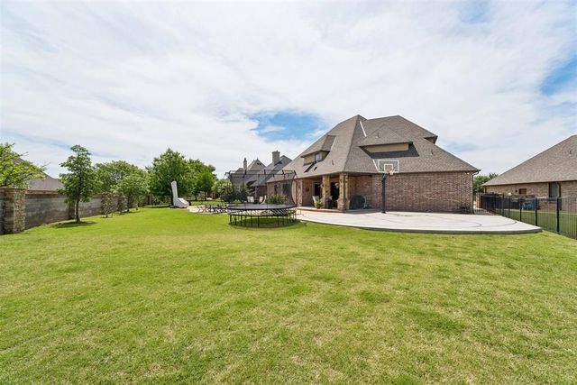 15708 Laguna Drive, Edmond, OK 73013