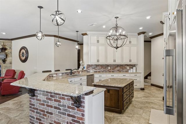 15708 Laguna Drive, Edmond, OK 73013