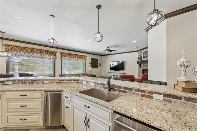 15708 Laguna Drive, Edmond, OK 73013