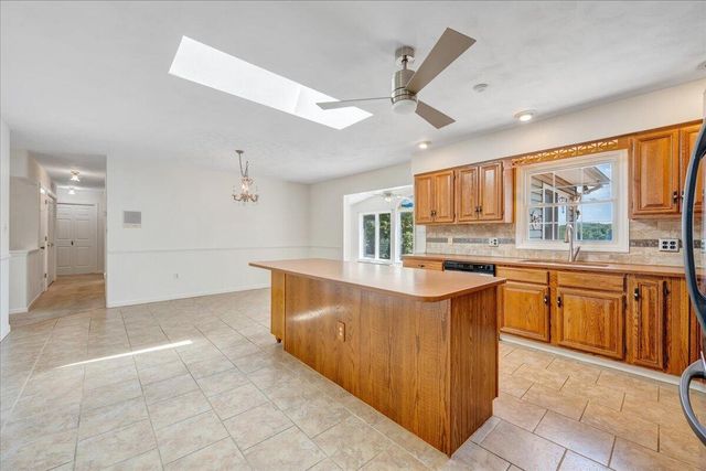 3222 Lakewood Forest RD, Moneta, VA 24121
