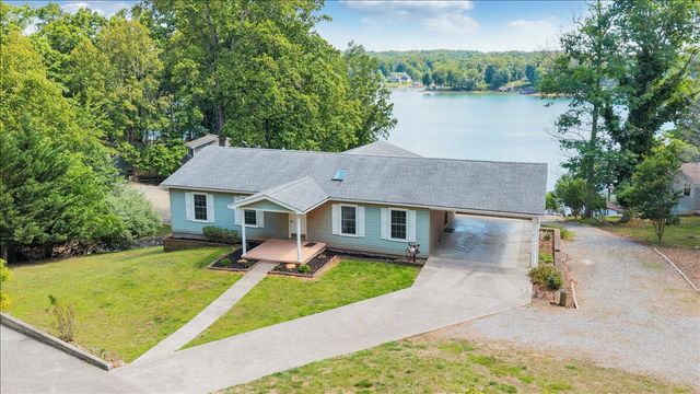 3222 Lakewood Forest RD, Moneta, VA 24121