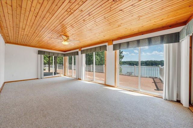 3222 Lakewood Forest RD, Moneta, VA 24121