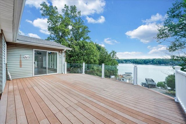 3222 Lakewood Forest RD, Moneta, VA 24121
