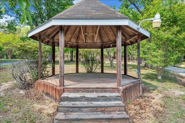 3222 Lakewood Forest RD, Moneta, VA 24121