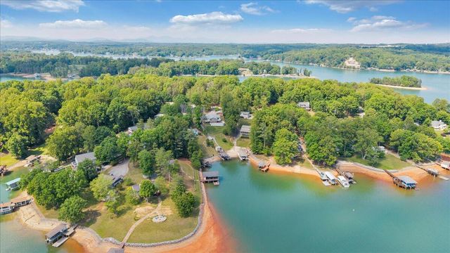 3222 Lakewood Forest RD, Moneta, VA 24121