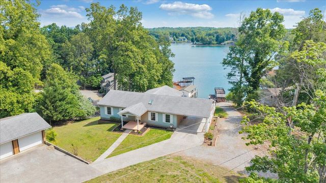 3222 Lakewood Forest RD, Moneta, VA 24121