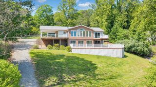 3222 Lakewood Forest RD, Moneta, VA 24121