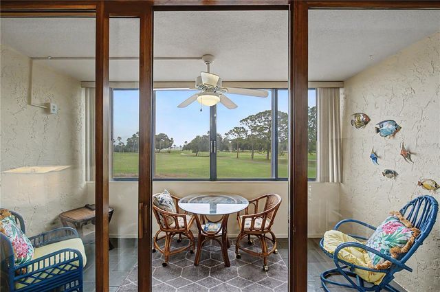 2620 COVE CAY DRIVE 207, Clearwater, FL 33760