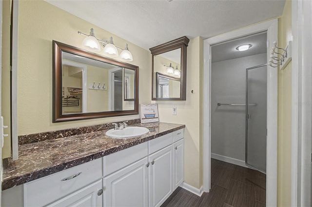 2620 COVE CAY DRIVE 207, Clearwater, FL 33760