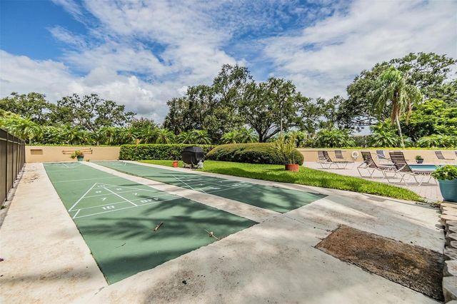 2620 COVE CAY DRIVE 207, Clearwater, FL 33760