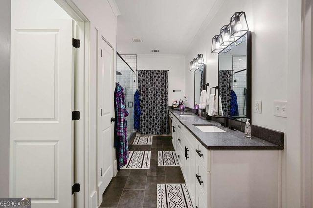 642 Johnson Road, Oxford, GA 30054