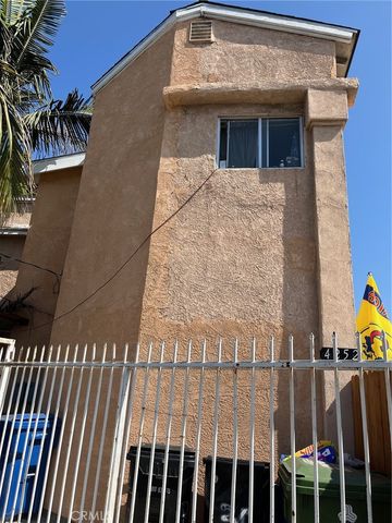 300 E 42nd Place, Los Angeles, CA 90011